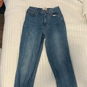 Super cute jeans. They are from universal threads. Size 2 regular length